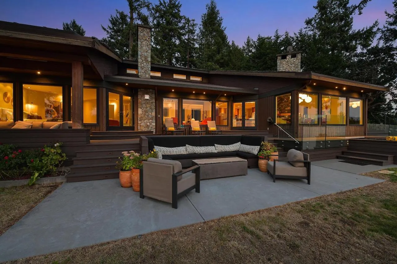 Holiday home Island Luxury Oceanside Estate Villa Saanichton