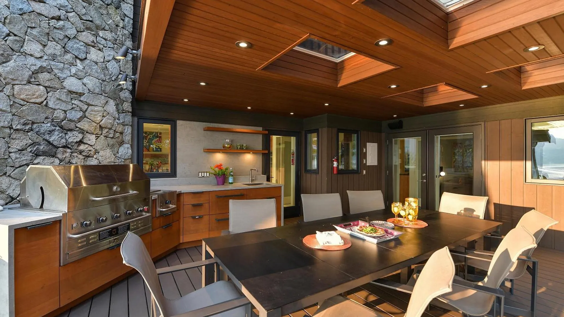 Island Luxury Oceanside Estate Villa Saanichton Holiday home
